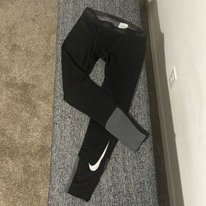 Nike pro dry-fit boys XL